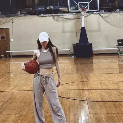 杨翔
